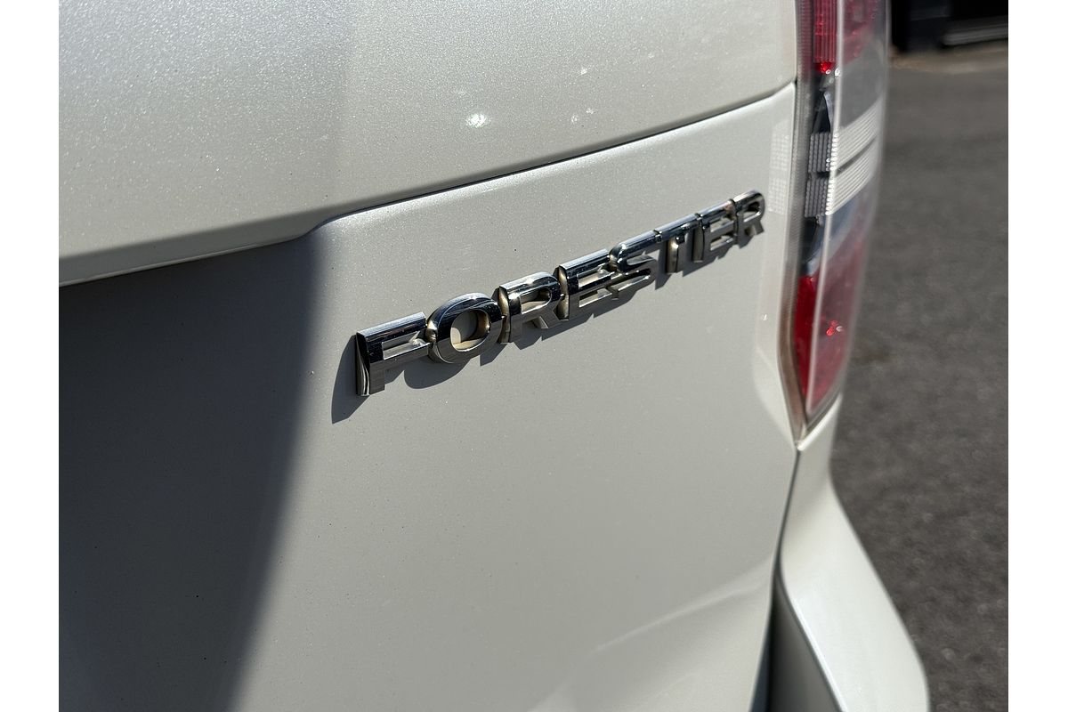 2013 Subaru Forester 2.5i-L S4