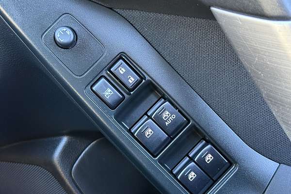 2013 Subaru Forester 2.5i-L S4