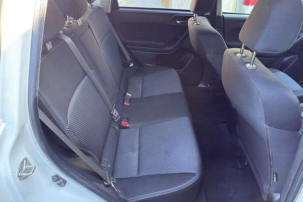 2013 Subaru Forester 2.5i-L S4