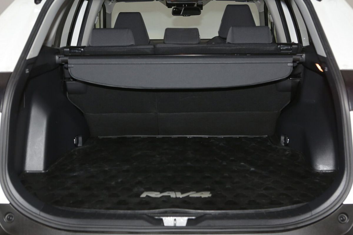 2020 Toyota RAV4 GX AXAH52R