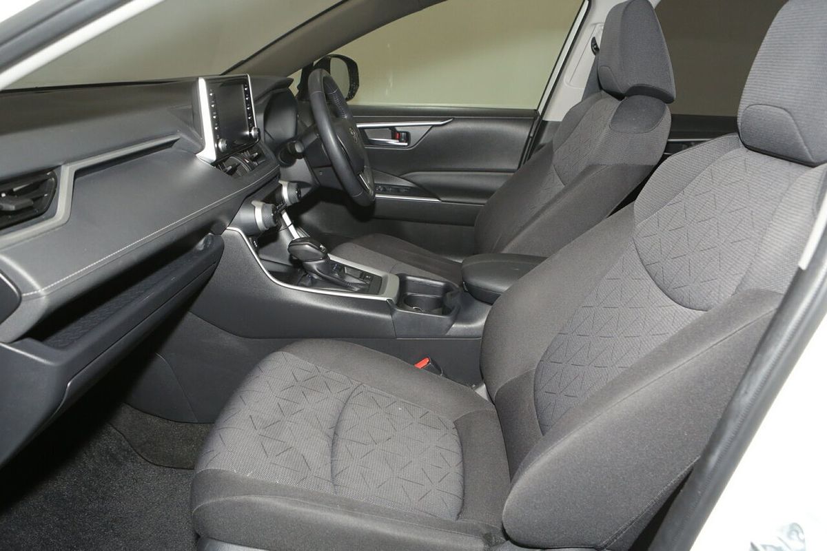 2020 Toyota RAV4 GX AXAH52R