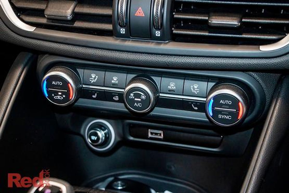2023 Alfa Romeo Giulia Ti Series 4