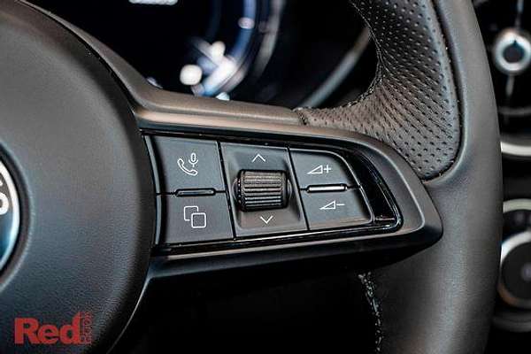 2023 Alfa Romeo Giulia Ti Series 4