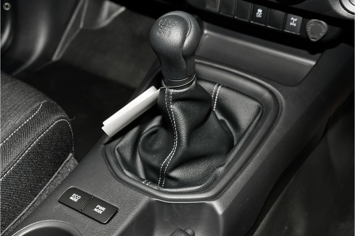 2018 Toyota Hilux SR GUN126R 4X4