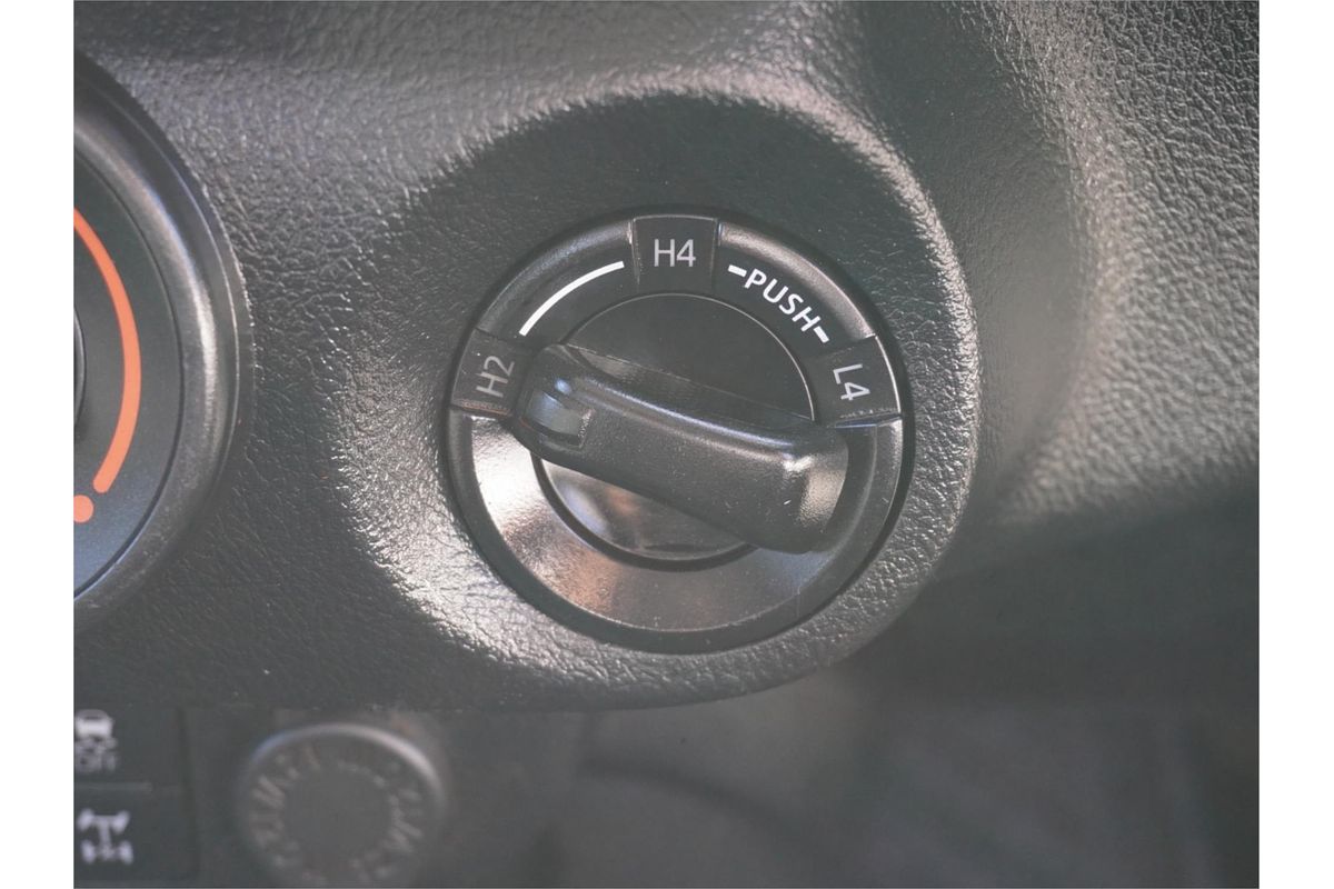 2020 Toyota Hilux SR GUN126R 4X4