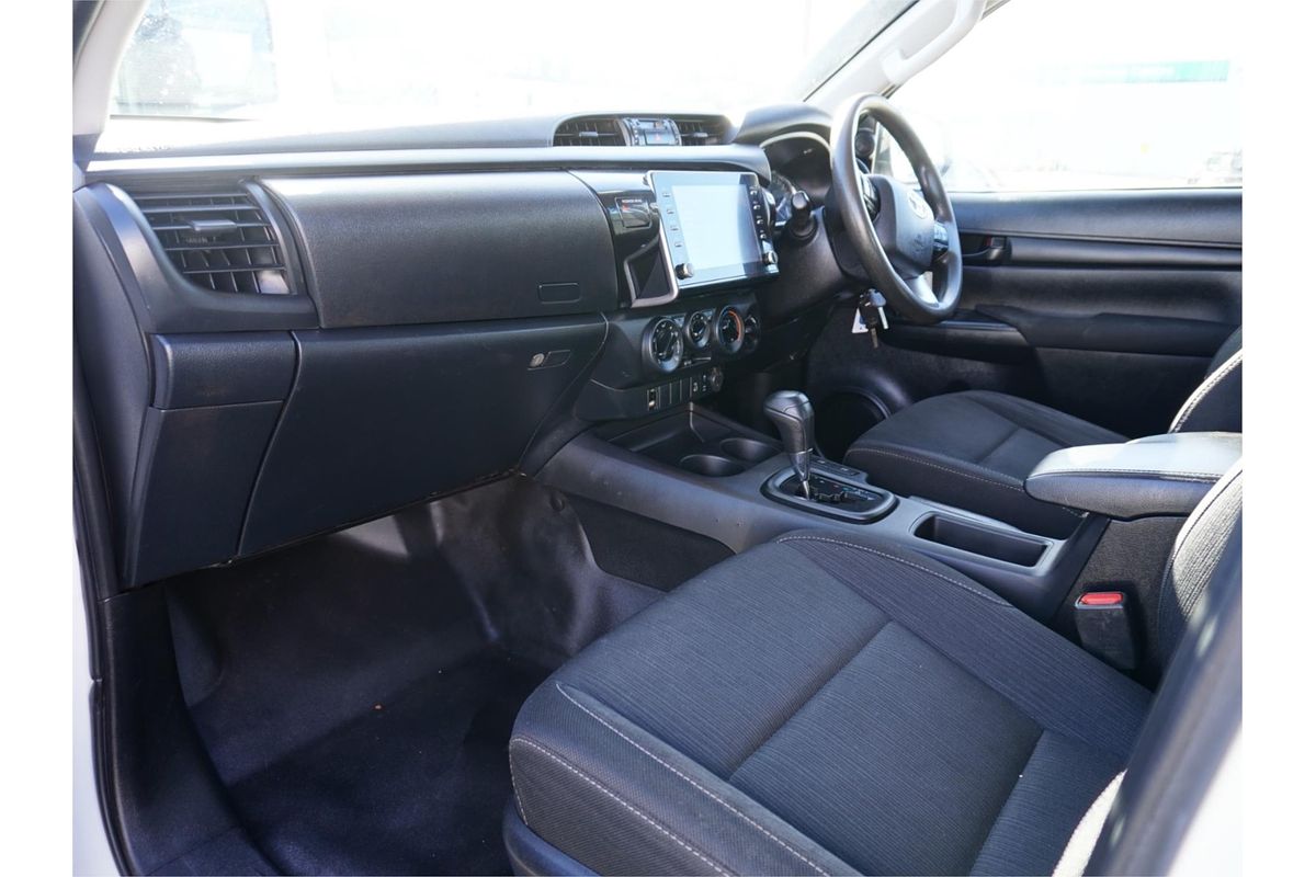 2020 Toyota Hilux SR GUN126R 4X4