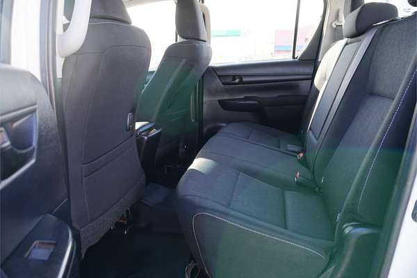 2020 Toyota Hilux SR GUN126R 4X4