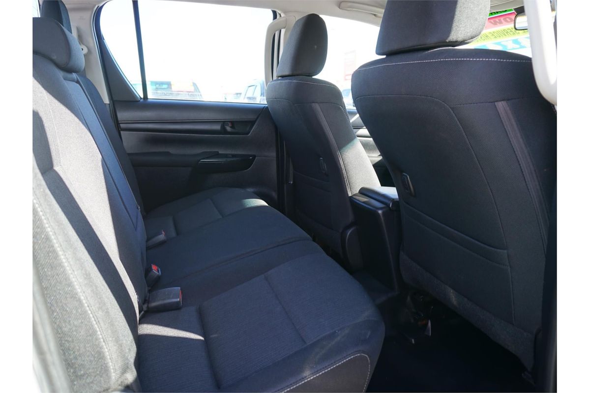 2020 Toyota Hilux SR GUN126R 4X4