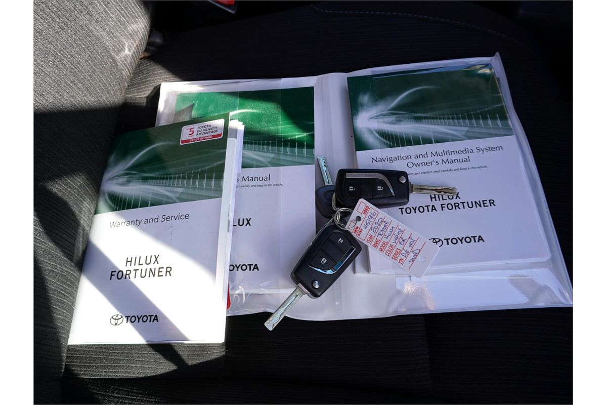 2020 Toyota Hilux SR GUN126R 4X4