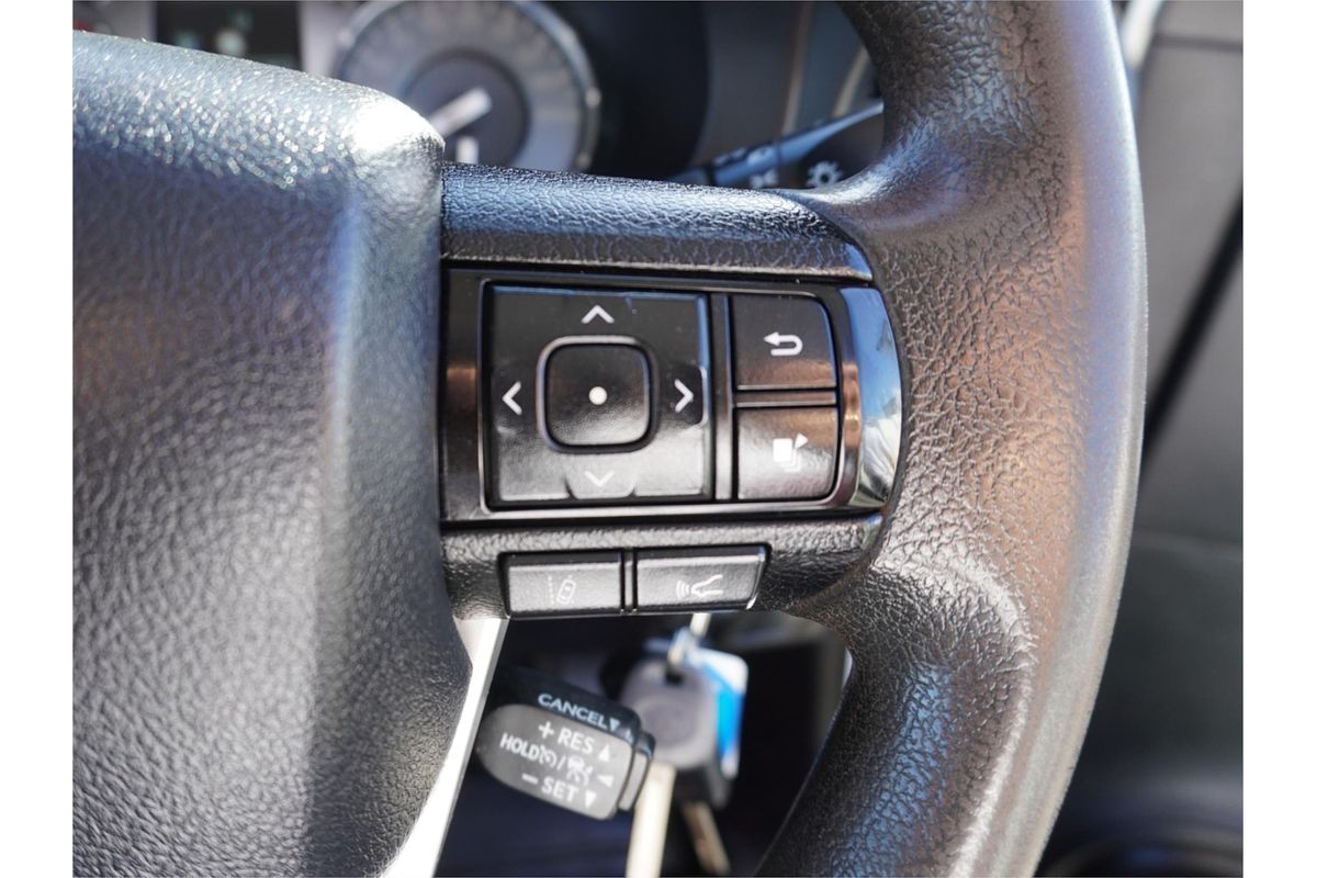 2020 Toyota Hilux SR GUN126R 4X4
