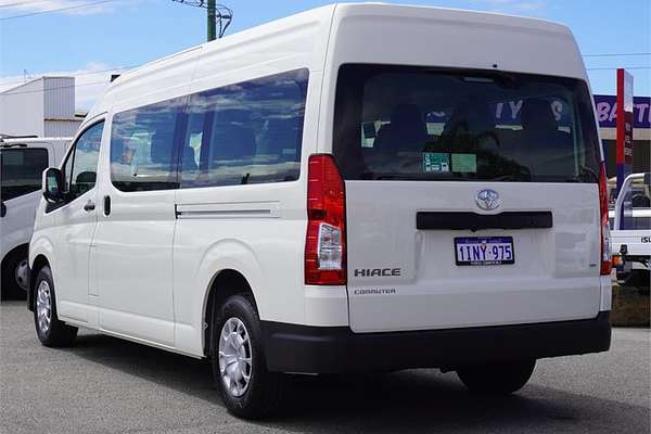 2025 Toyota Hiace Commuter GDH322R