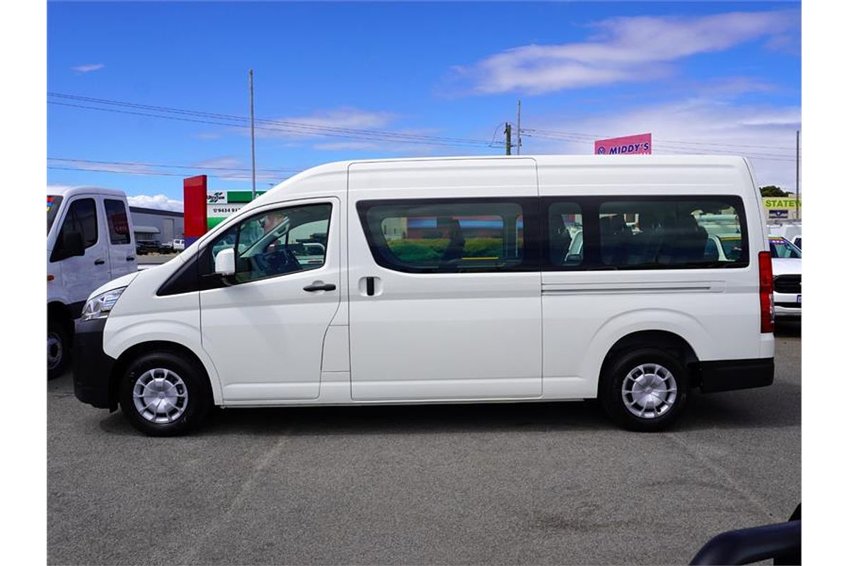 2025 Toyota Hiace Commuter GDH322R
