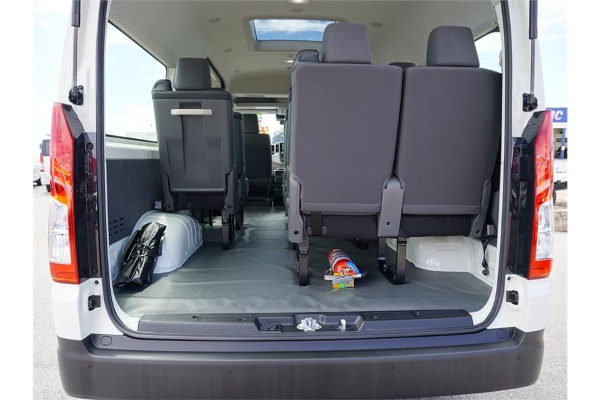 2025 Toyota Hiace Commuter GDH322R