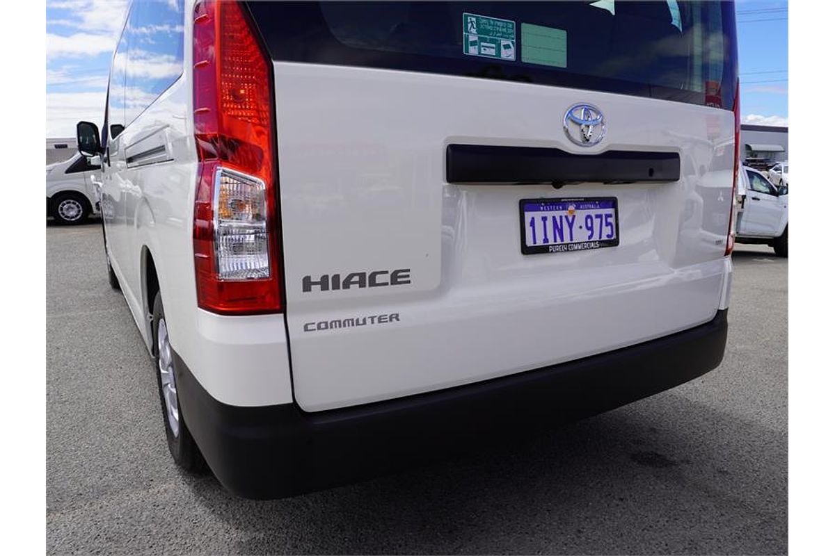 2025 Toyota Hiace Commuter GDH322R