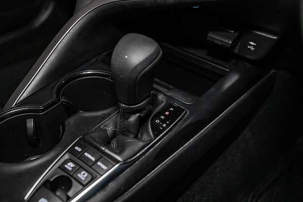 2019 Toyota Camry Ascent AXVH71R
