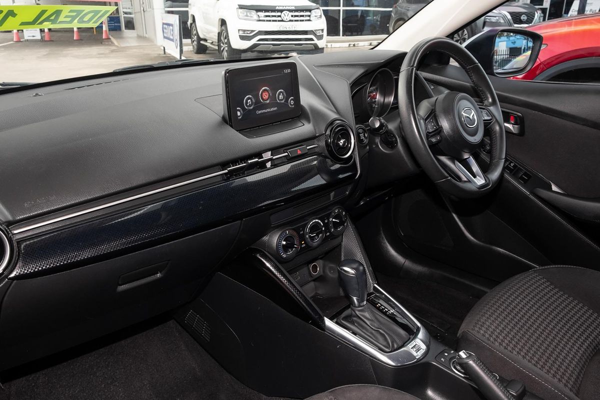 2017 Mazda 2 Maxx DJ Series
