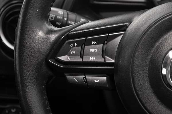 2017 Mazda 2 Maxx DJ Series
