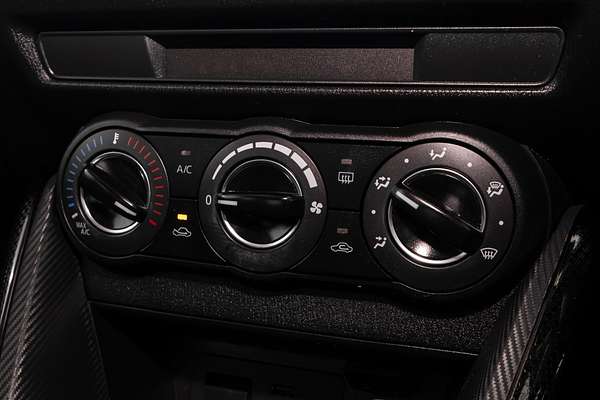 2017 Mazda 2 Maxx DJ Series