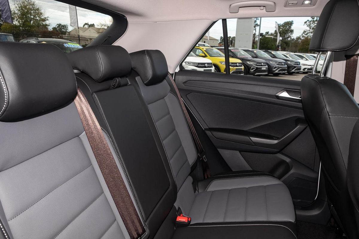 2025 Volkswagen T-Roc 110TSI Style D11