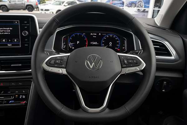 2025 Volkswagen T-Roc 110TSI Style D11