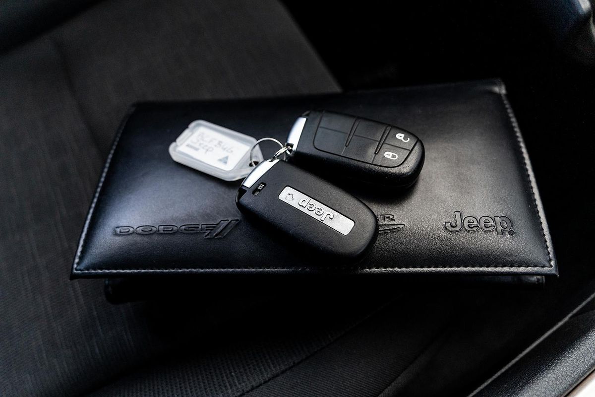 2014 Jeep Grand Cherokee Laredo WK