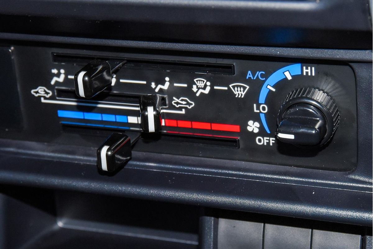 2024 Toyota Landcruiser GXL VDJL76R