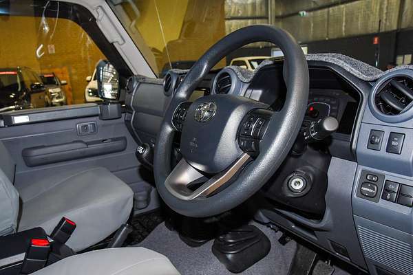 2024 Toyota Landcruiser GXL VDJL76R