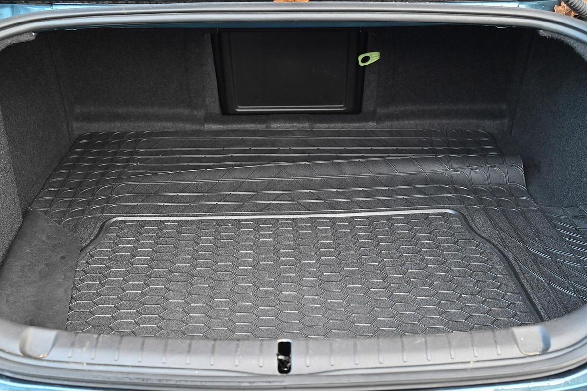 2014 Holden Commodore SV6 Storm VF