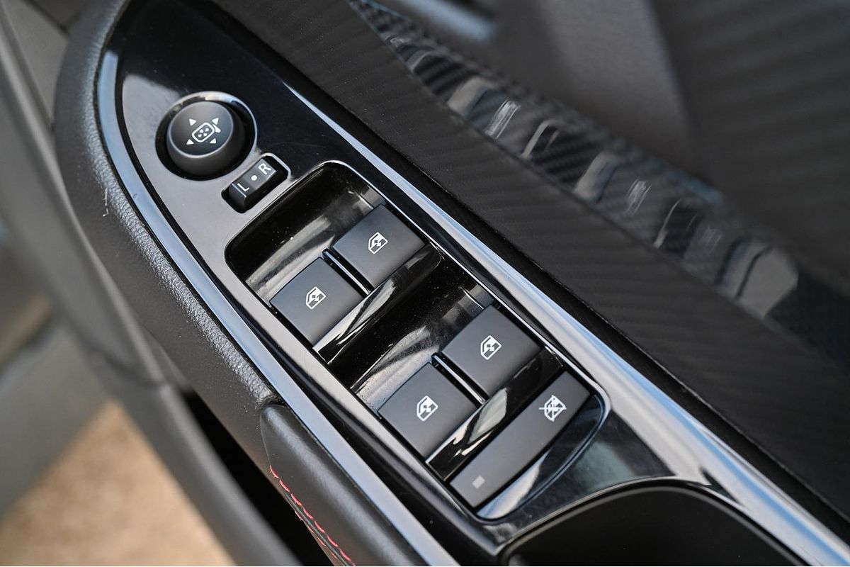 2014 Holden Commodore SV6 Storm VF