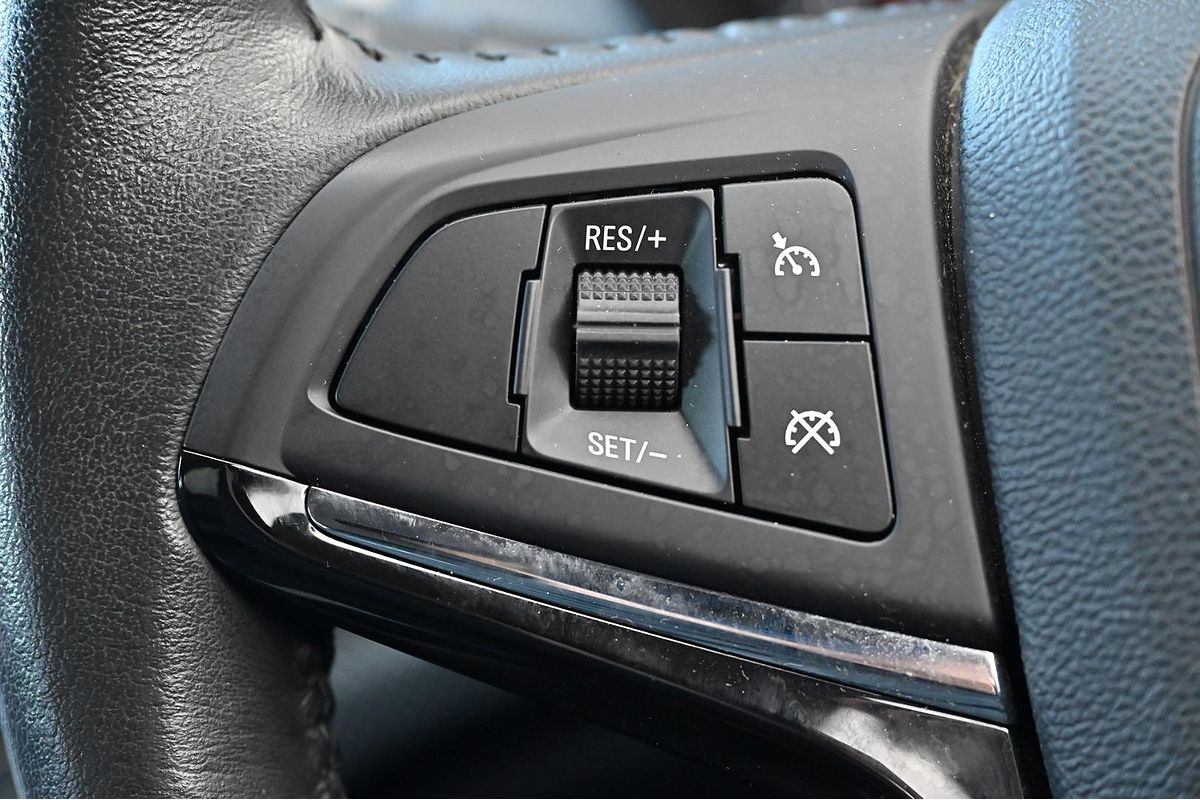 2014 Holden Commodore SV6 Storm VF