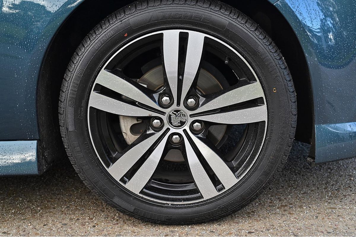 2014 Holden Commodore SV6 Storm VF