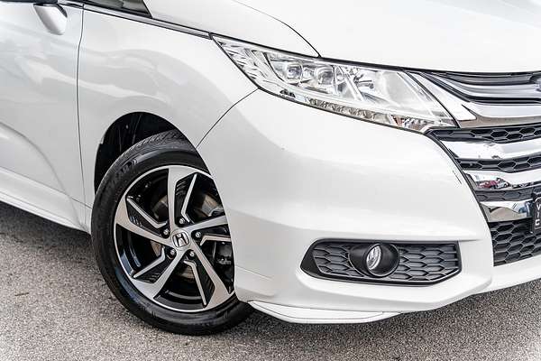 2016 Honda Odyssey VTi-L 5th Gen