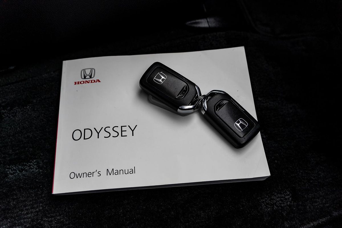 2016 Honda Odyssey VTi-L 5th Gen
