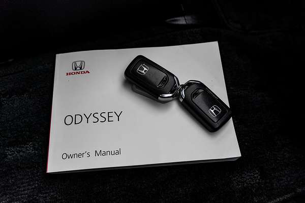 2016 Honda Odyssey VTi-L 5th Gen