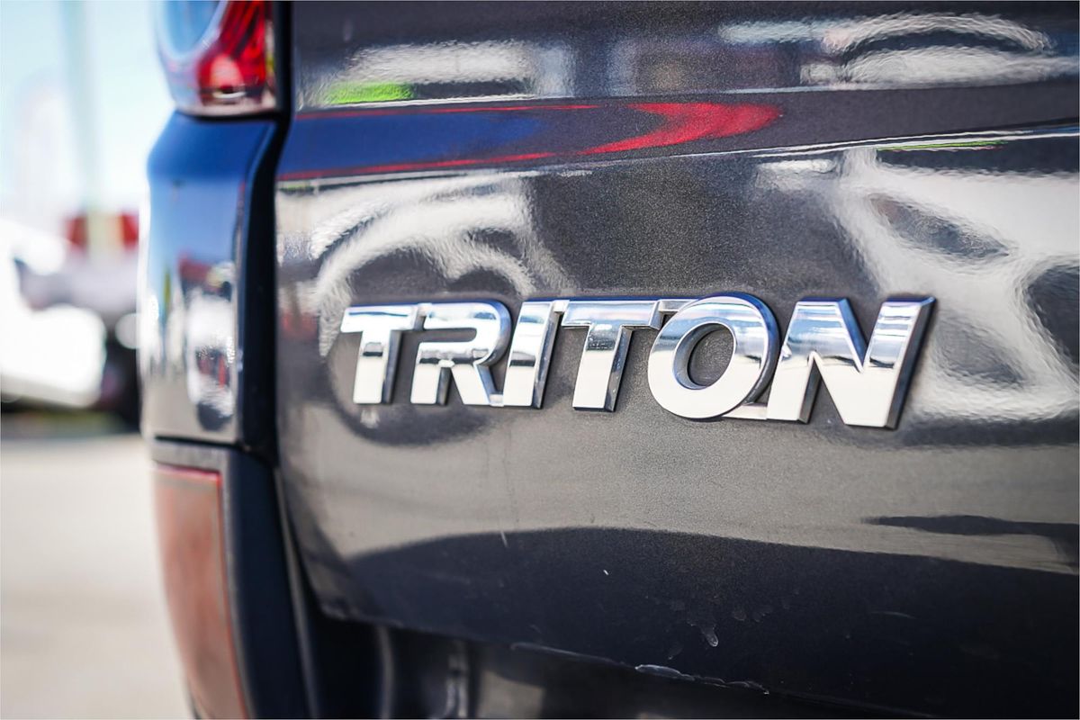 2012 Mitsubishi Triton GLX-R MN 4X4