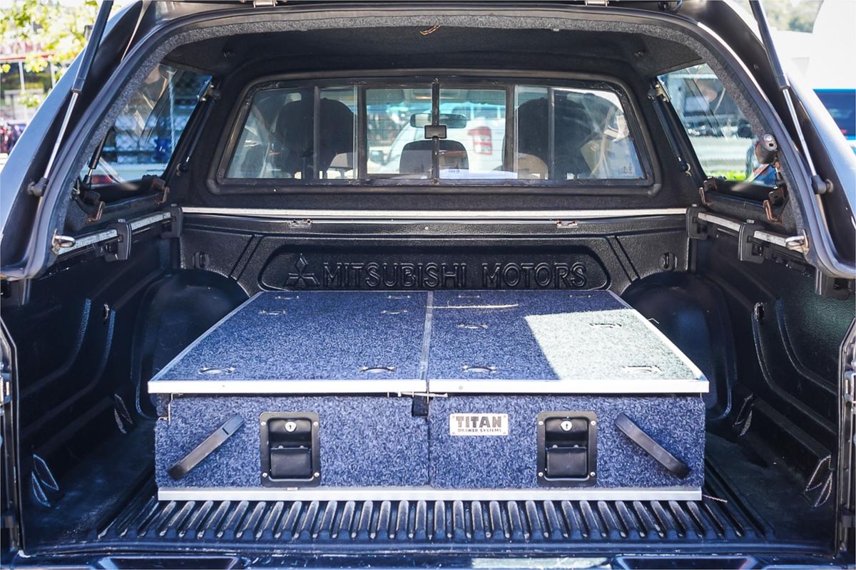 2012 Mitsubishi Triton GLX-R MN 4X4
