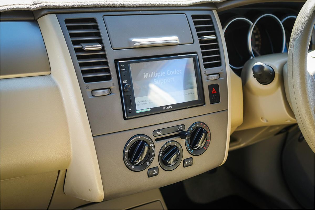 2007 Nissan Tiida ST-L C11