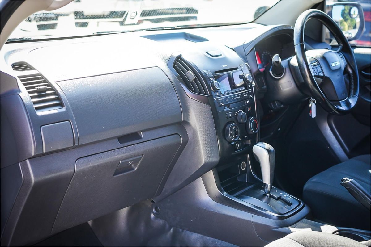 2016 Isuzu D-MAX SX High Ride Rear Wheel Drive
