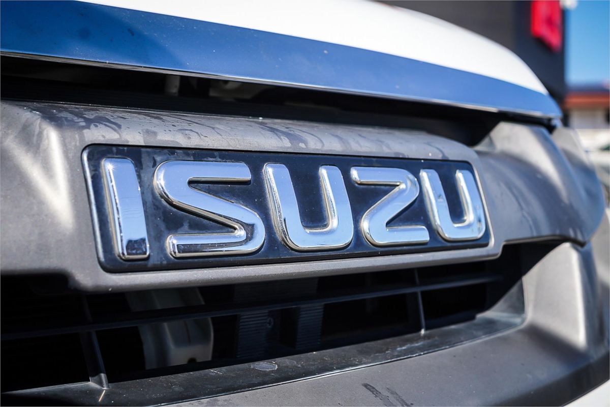 2016 Isuzu D-MAX SX High Ride Rear Wheel Drive
