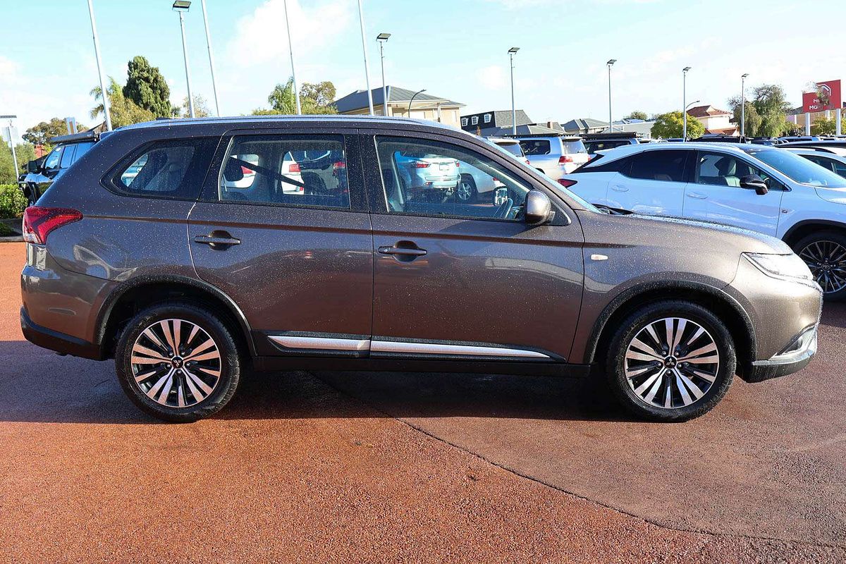 2018 Mitsubishi Outlander ES ZL