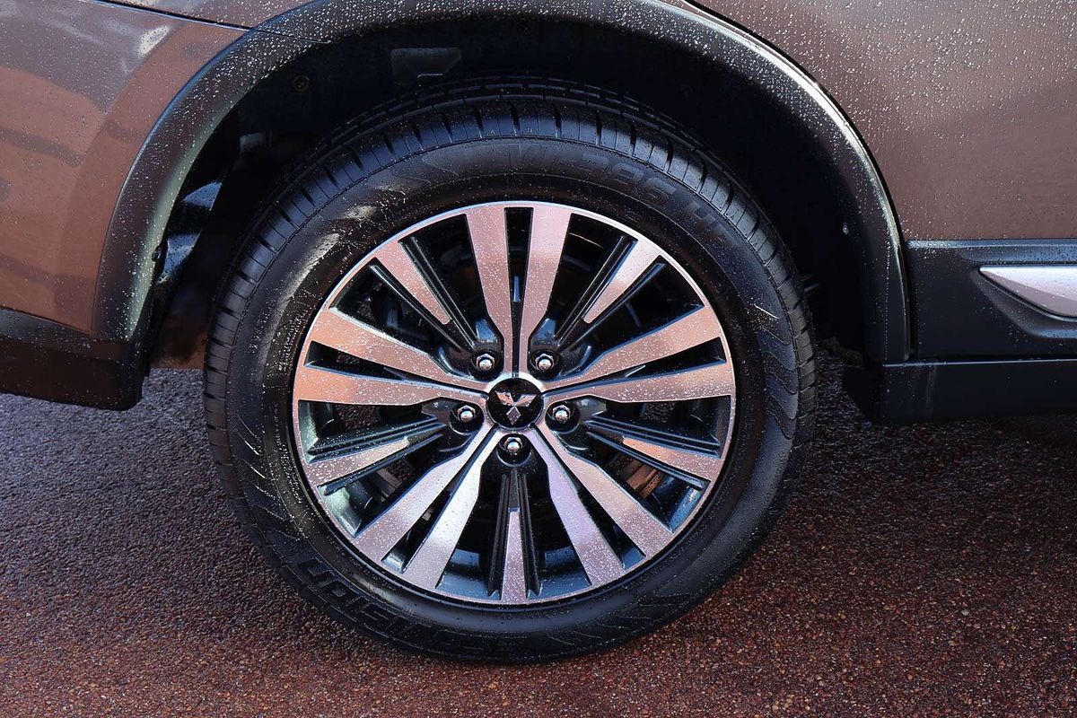 2018 Mitsubishi Outlander ES ZL