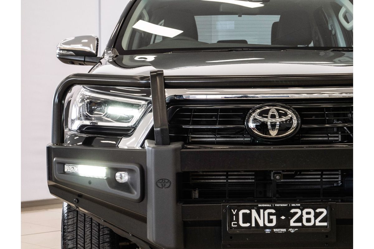 2023 Toyota Hilux SR5 GUN126R 4X4