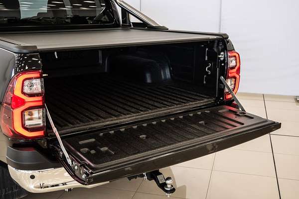 2023 Toyota Hilux SR5 GUN126R 4X4