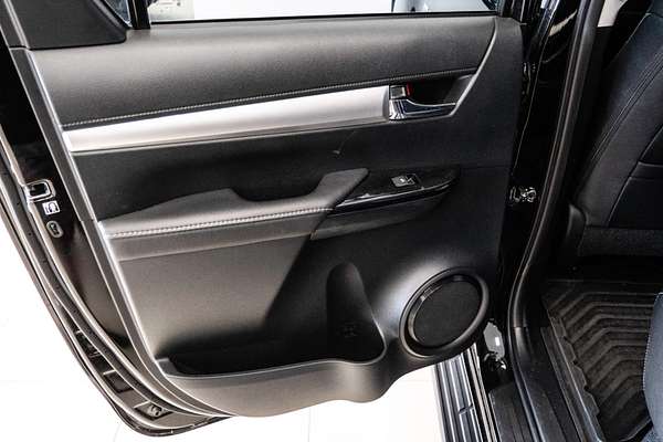 2023 Toyota Hilux SR5 GUN126R 4X4