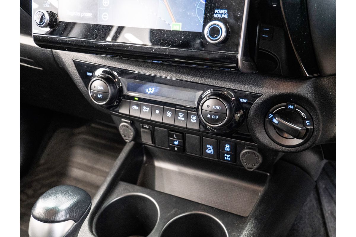 2023 Toyota Hilux SR5 GUN126R 4X4