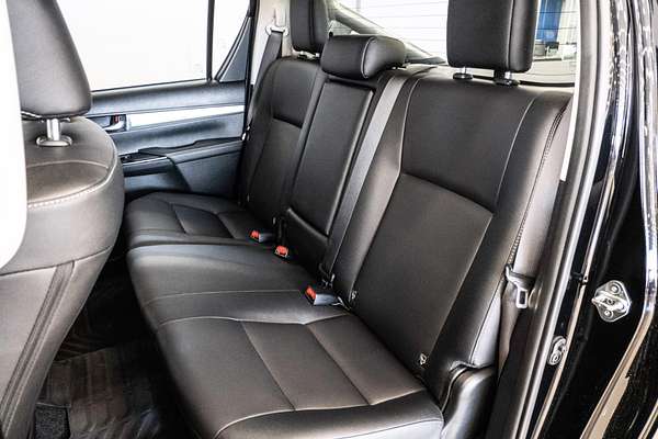 2023 Toyota Hilux SR5 GUN126R 4X4