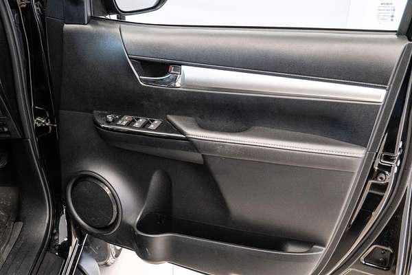 2023 Toyota Hilux SR5 GUN126R 4X4