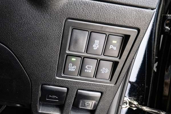 2023 Toyota Hilux SR5 GUN126R 4X4
