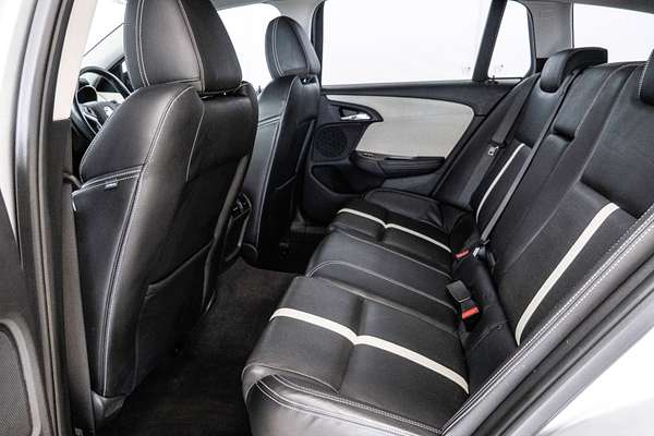 2015 Holden Calais V VF