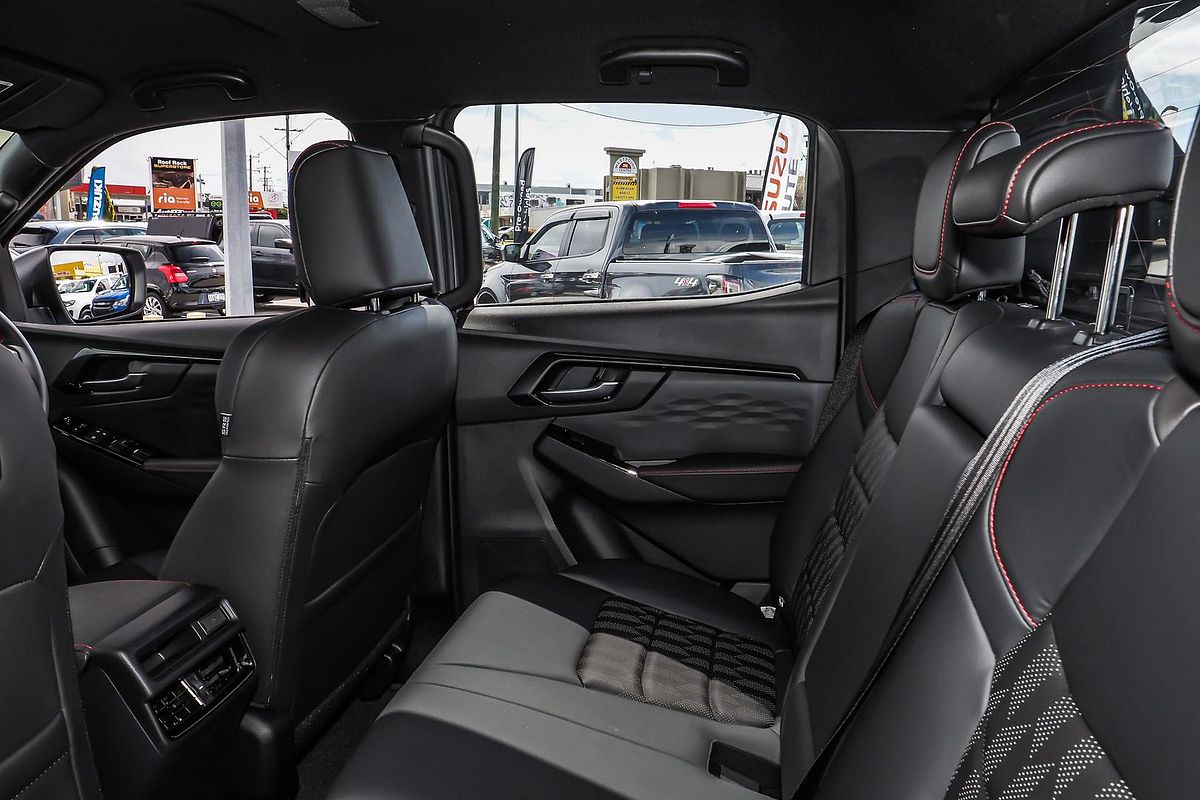 2025 Isuzu MU-X